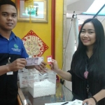 customer veneta system mendapatkan lucky angpao imlek 2018