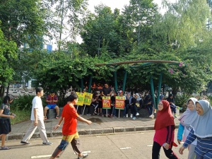 jalan sehat Gokilnya Team Veneta System di CFD (Car Free Day) BKT pusat isi ulang tinta printer epson canon brother hp xerox fujifilm